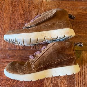 UGG 9 Toddler booties boots
